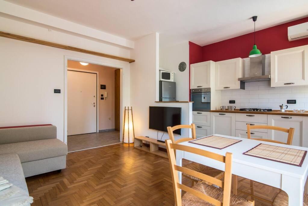 Enjoy Home - Bilocale Sulle Riviere A Due Passi Dalla Specola Padua Exterior foto