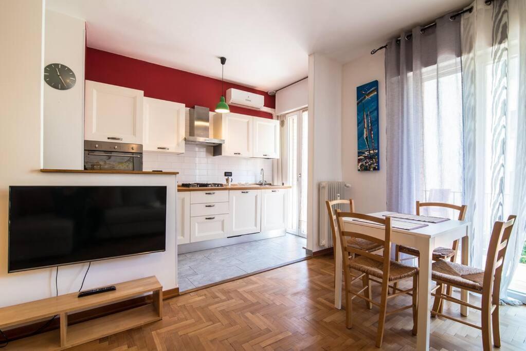 Enjoy Home - Bilocale Sulle Riviere A Due Passi Dalla Specola Padua Exterior foto